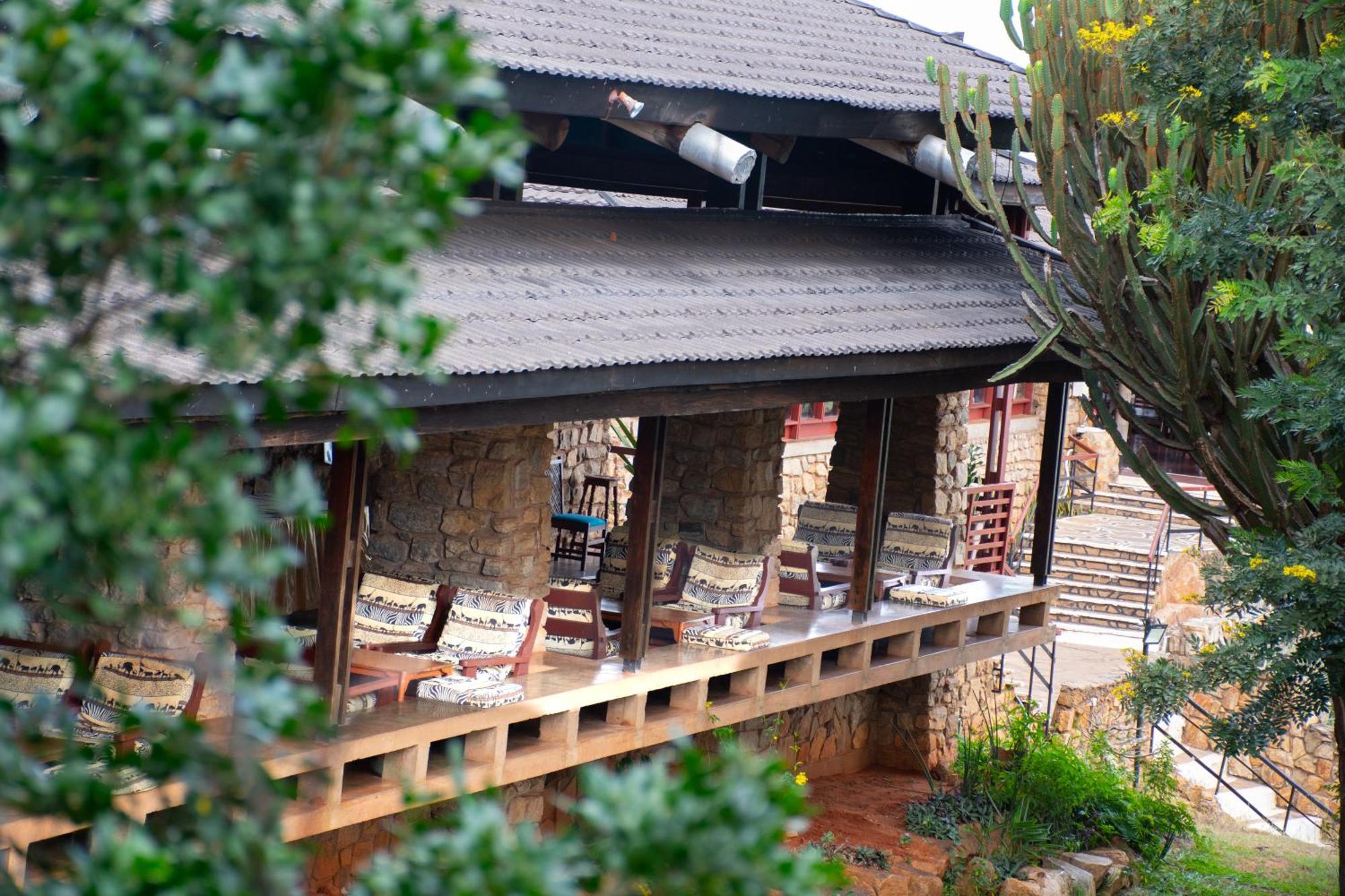 Voi Safari Lodge Ngoại thất bức ảnh
