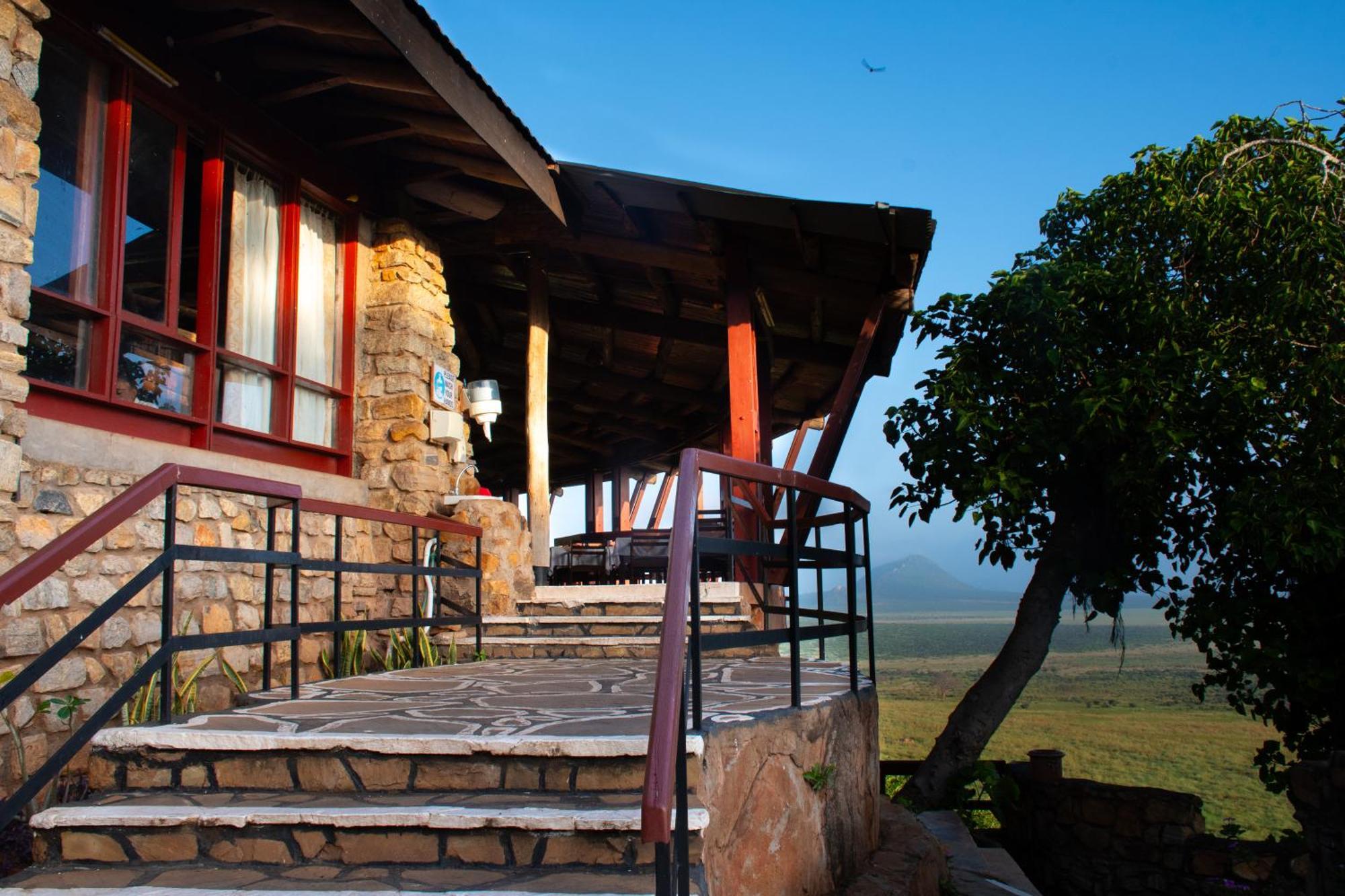 Voi Safari Lodge Ngoại thất bức ảnh