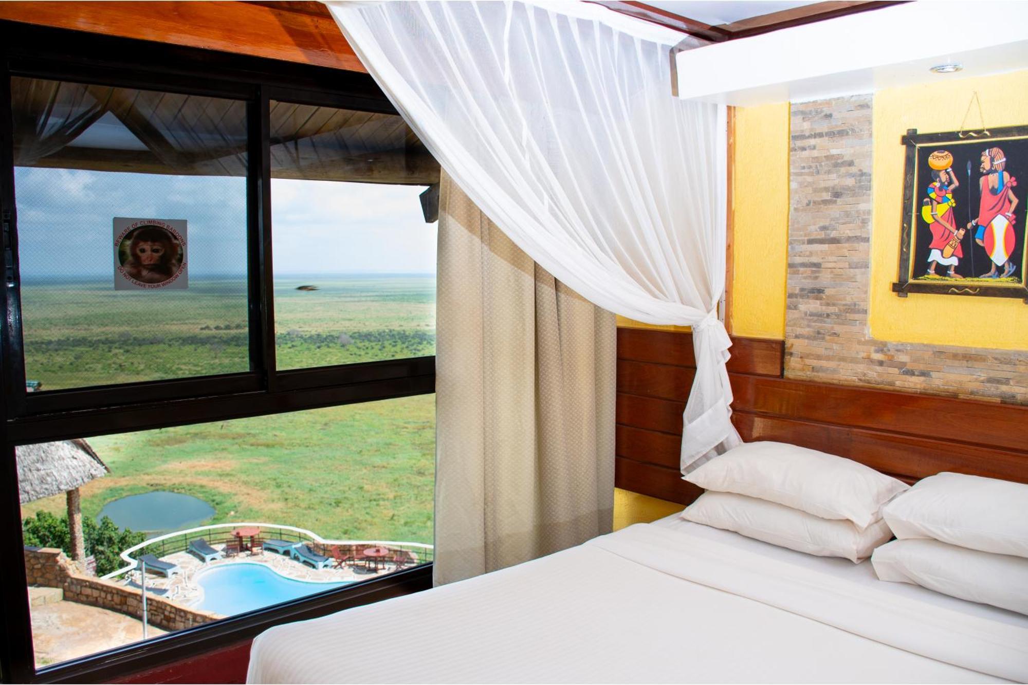 Voi Safari Lodge Ngoại thất bức ảnh